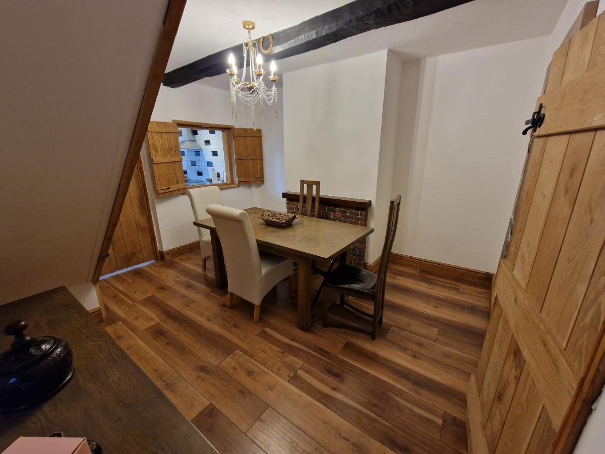 Lennon Cottage Hale  Eksteriør billede