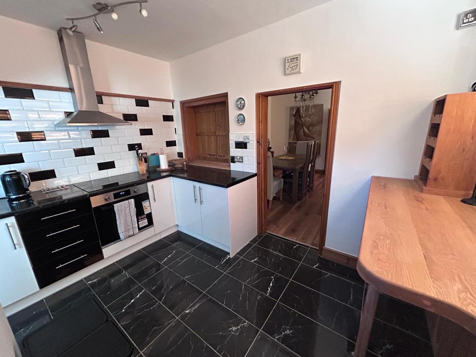 Lennon Cottage Hale  Eksteriør billede
